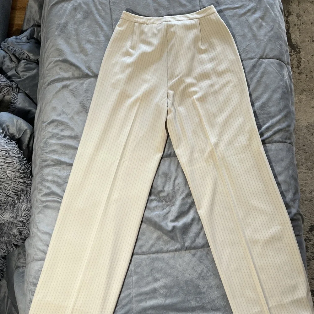 Anne Klein 2 Suit Pants Office/Business Cream Pinstripe Size 6 - Picture 6 of 7